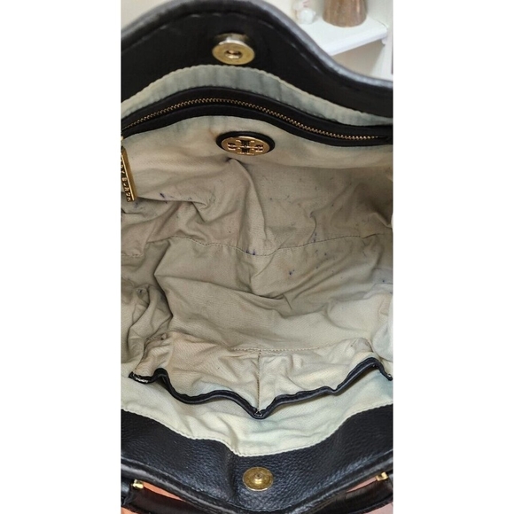 TORY BURCH AMANDA COGNAC PEBBLED LEATHER CROSSBODY HOBO TOTE BAG PURSE - Picture 10 of 16